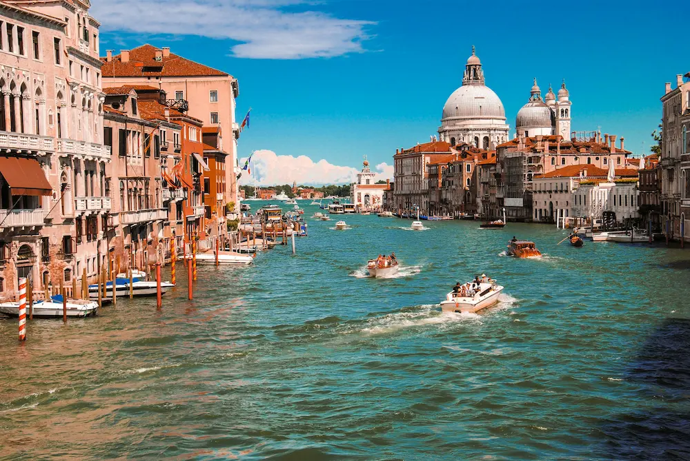 Europe Travel Guide