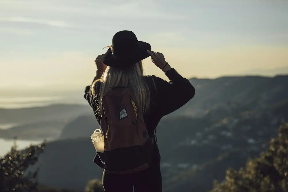 Solo travel guide