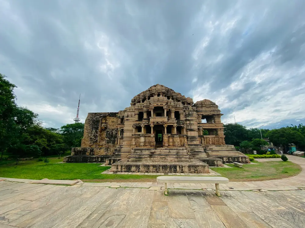 Historic monuments and temples in Central and East India