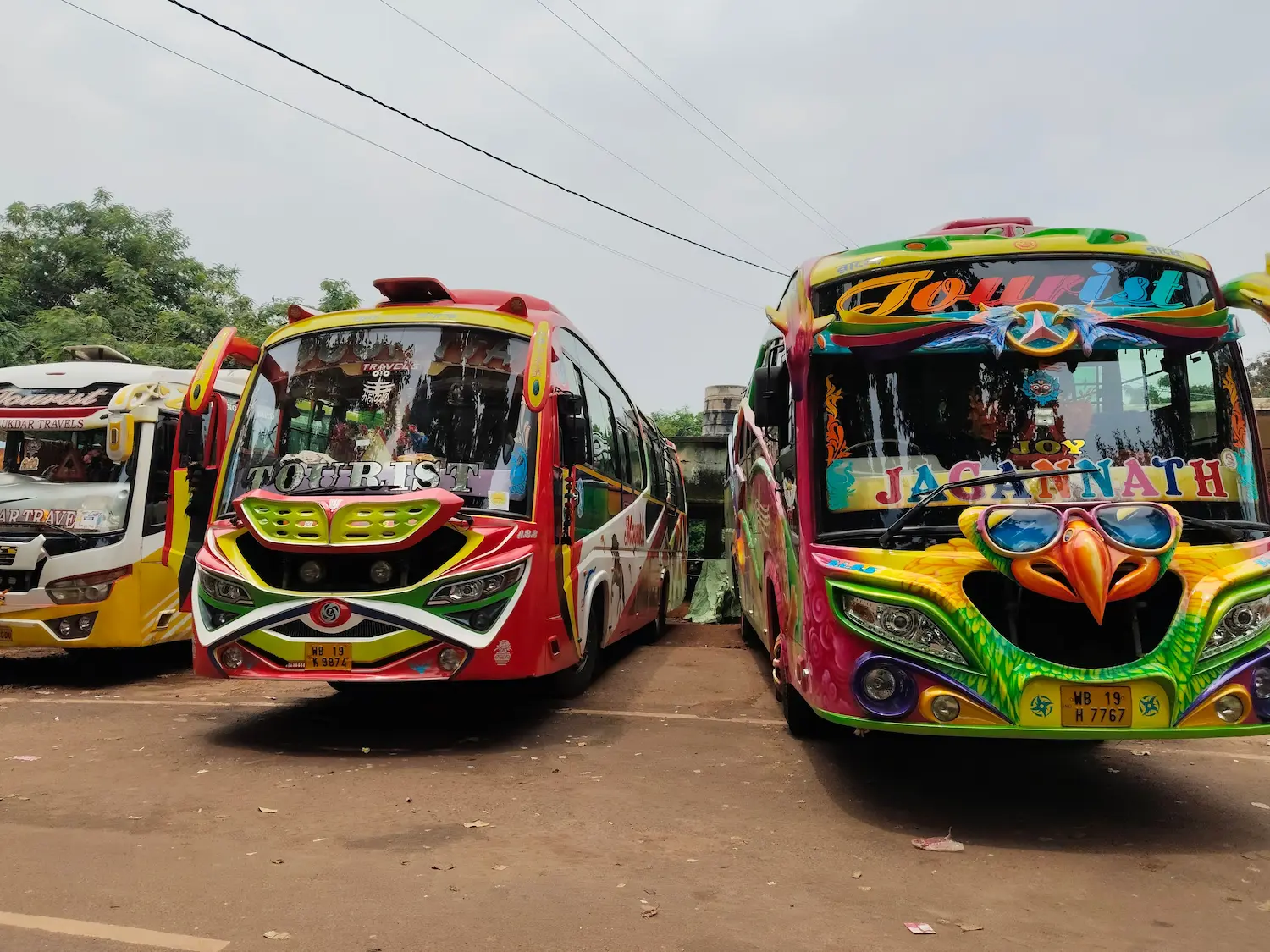 Tourist buses in Uttarakhand